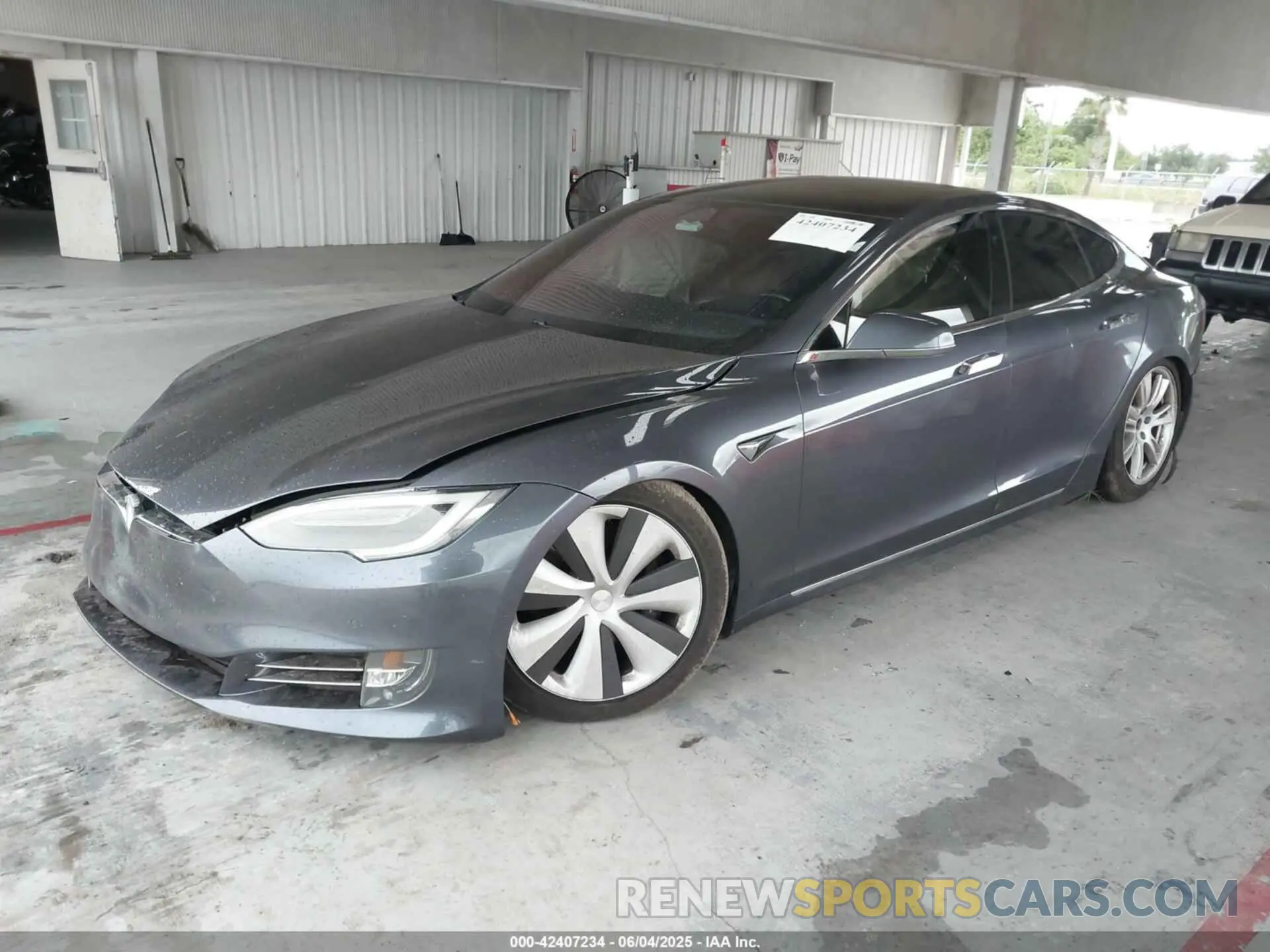 2 Photograph of a damaged car 5YJSA1E28MF421655 TESLA MODEL S 2021