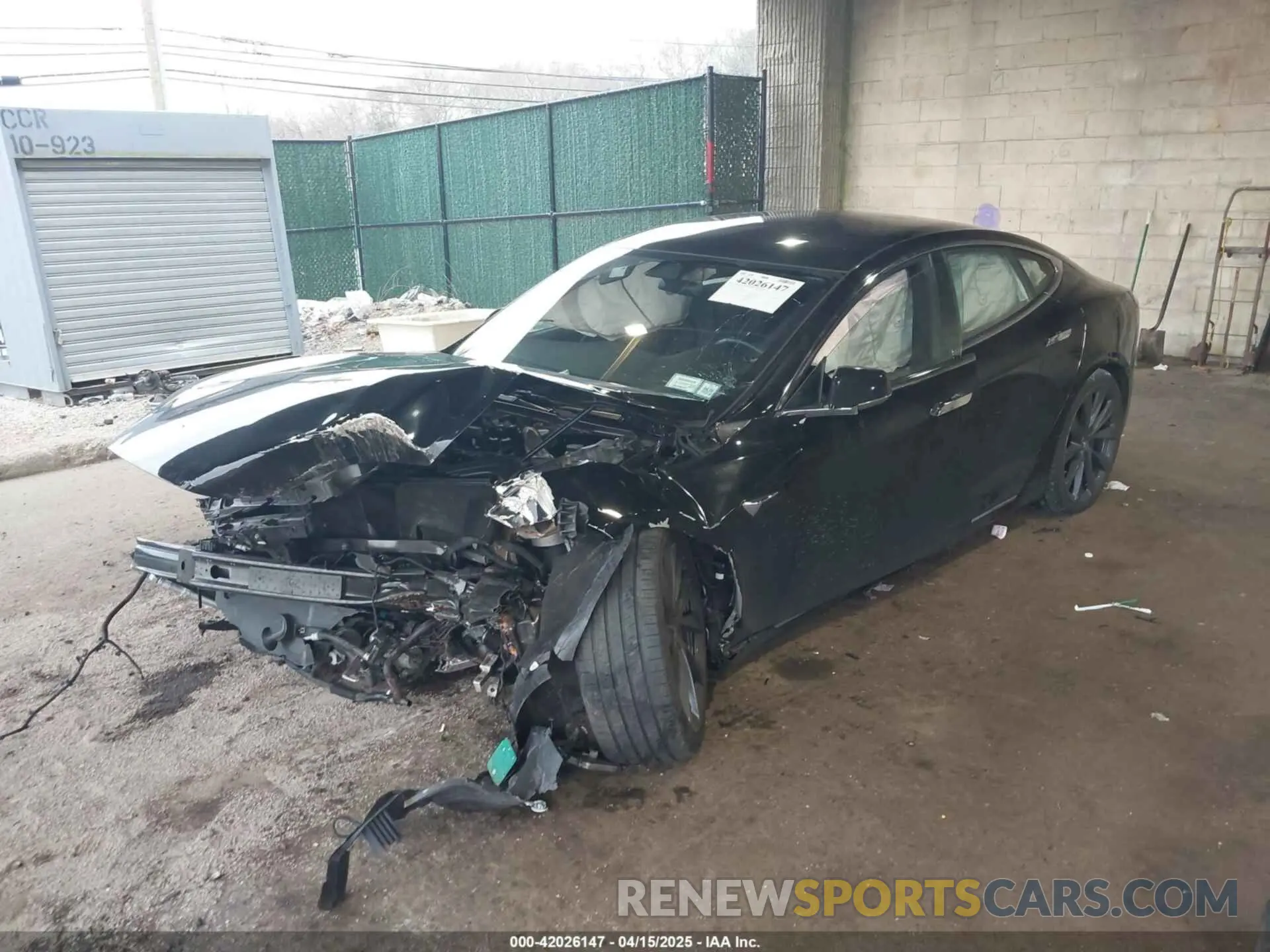 2 Photograph of a damaged car 5YJSA1E28MF425446 TESLA MODEL S 2021