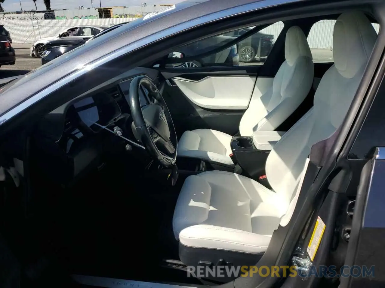 7 Photograph of a damaged car 5YJSA1E28MF425611 TESLA MODEL S 2021
