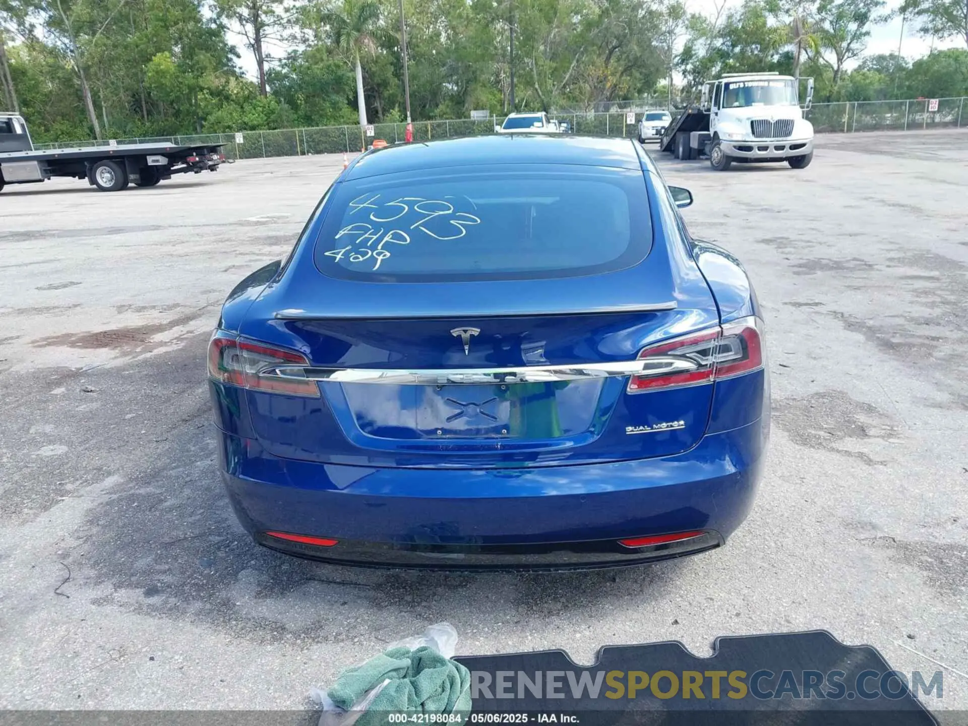 16 Фотография поврежденного автомобиля 5YJSA1E43MF424593 TESLA MODEL S 2021