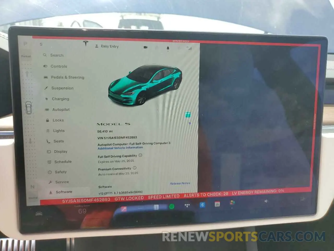 9 Photograph of a damaged car 5YJSA1E50MF452893 TESLA MODEL S 2021
