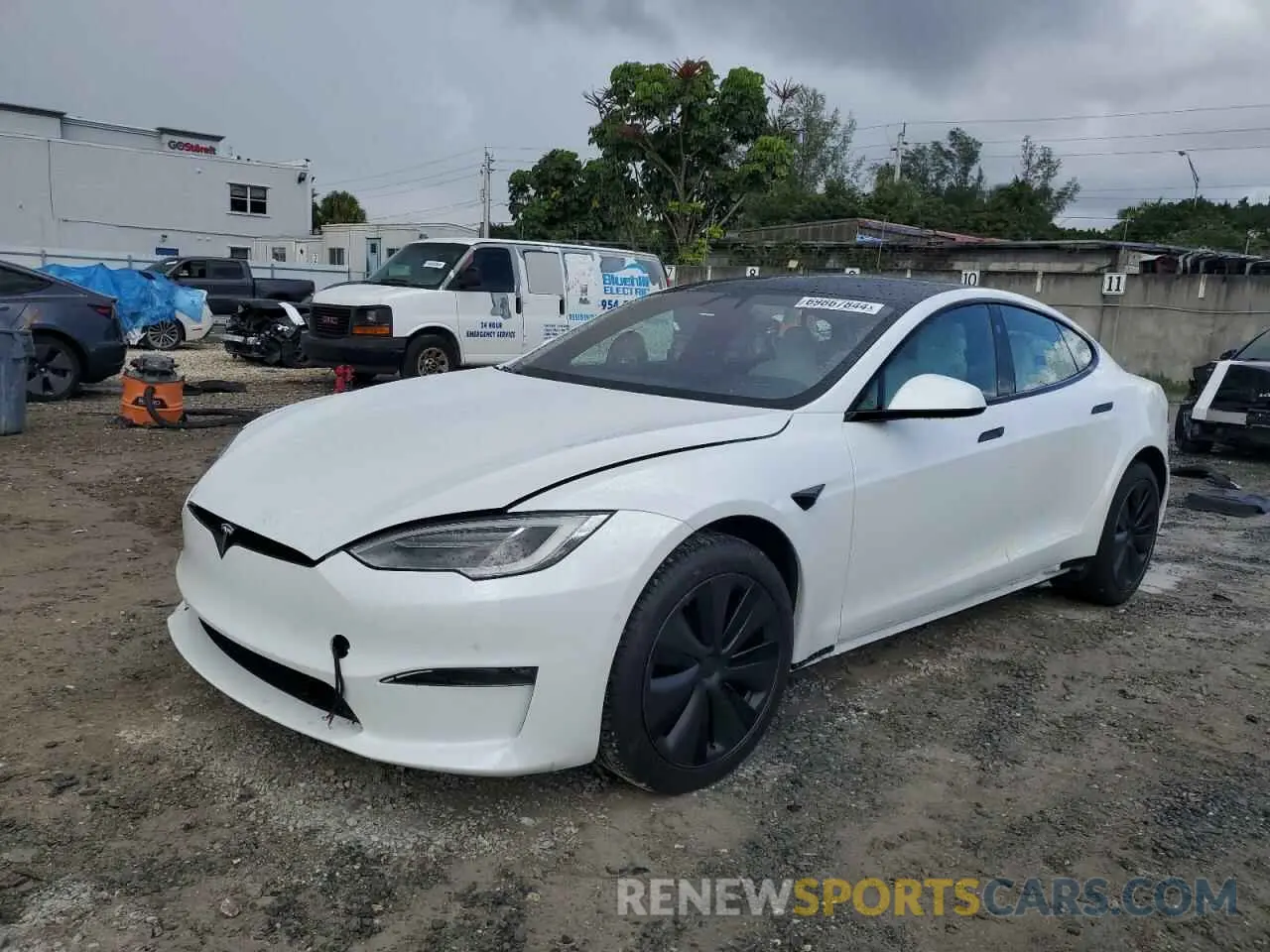 1 Photograph of a damaged car 5YJSA1E50MF453591 TESLA MODEL S 2021