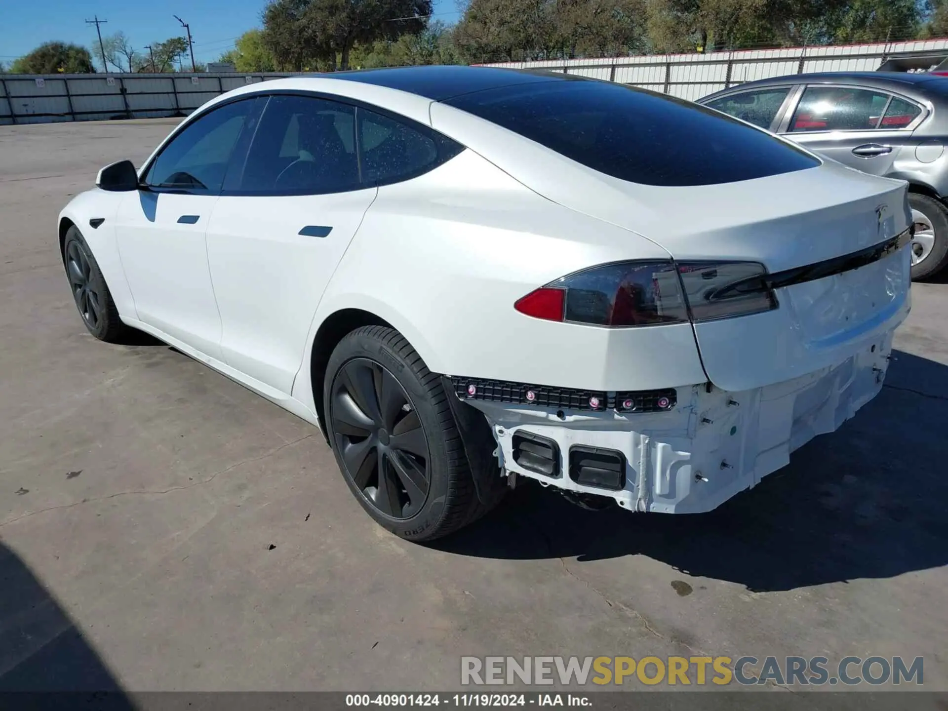 3 Фотография поврежденного автомобиля 5YJSA1E50MF455521 TESLA MODEL S 2021