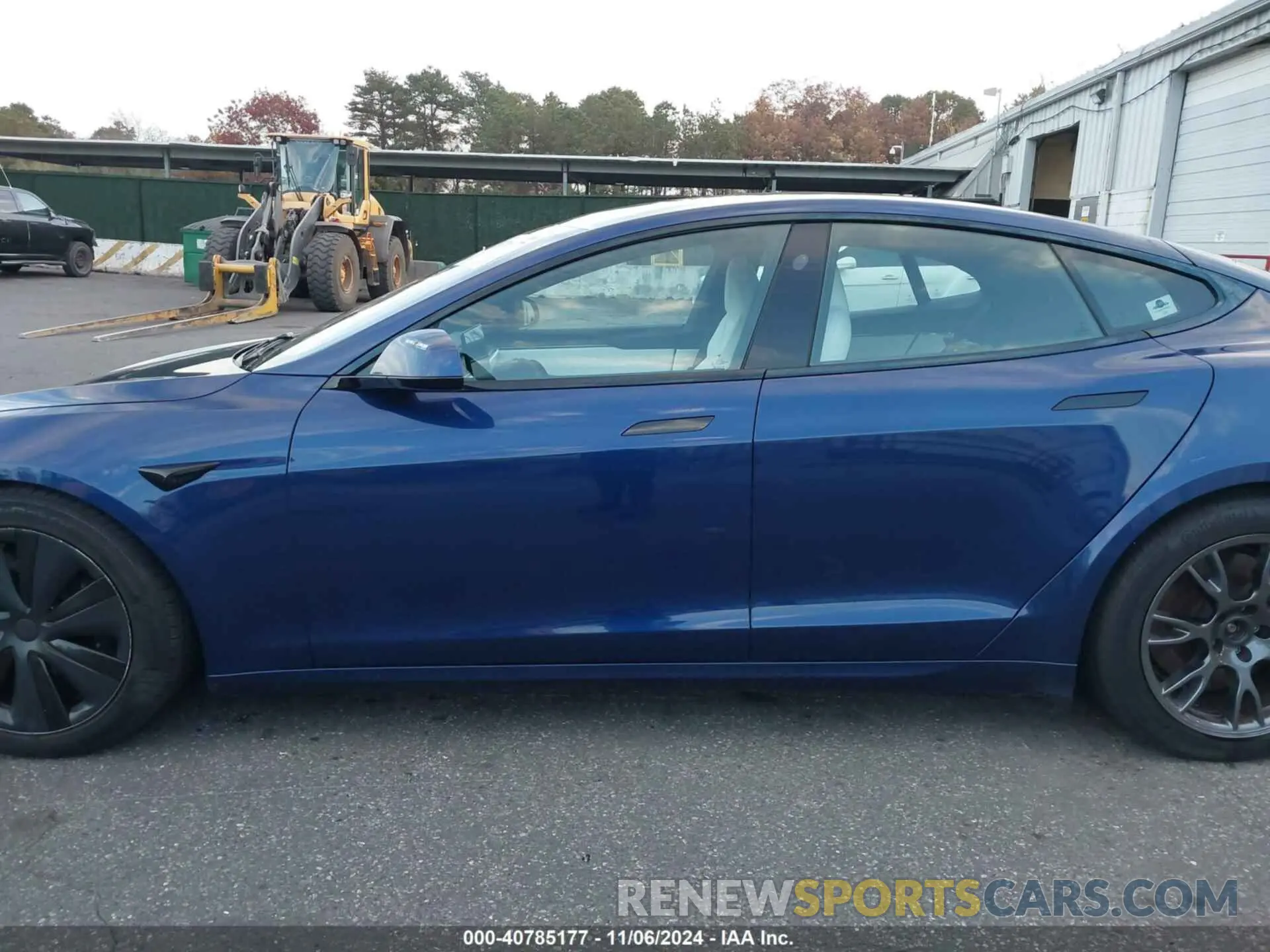 15 Photograph of a damaged car 5YJSA1E51MF452918 TESLA MODEL S 2021