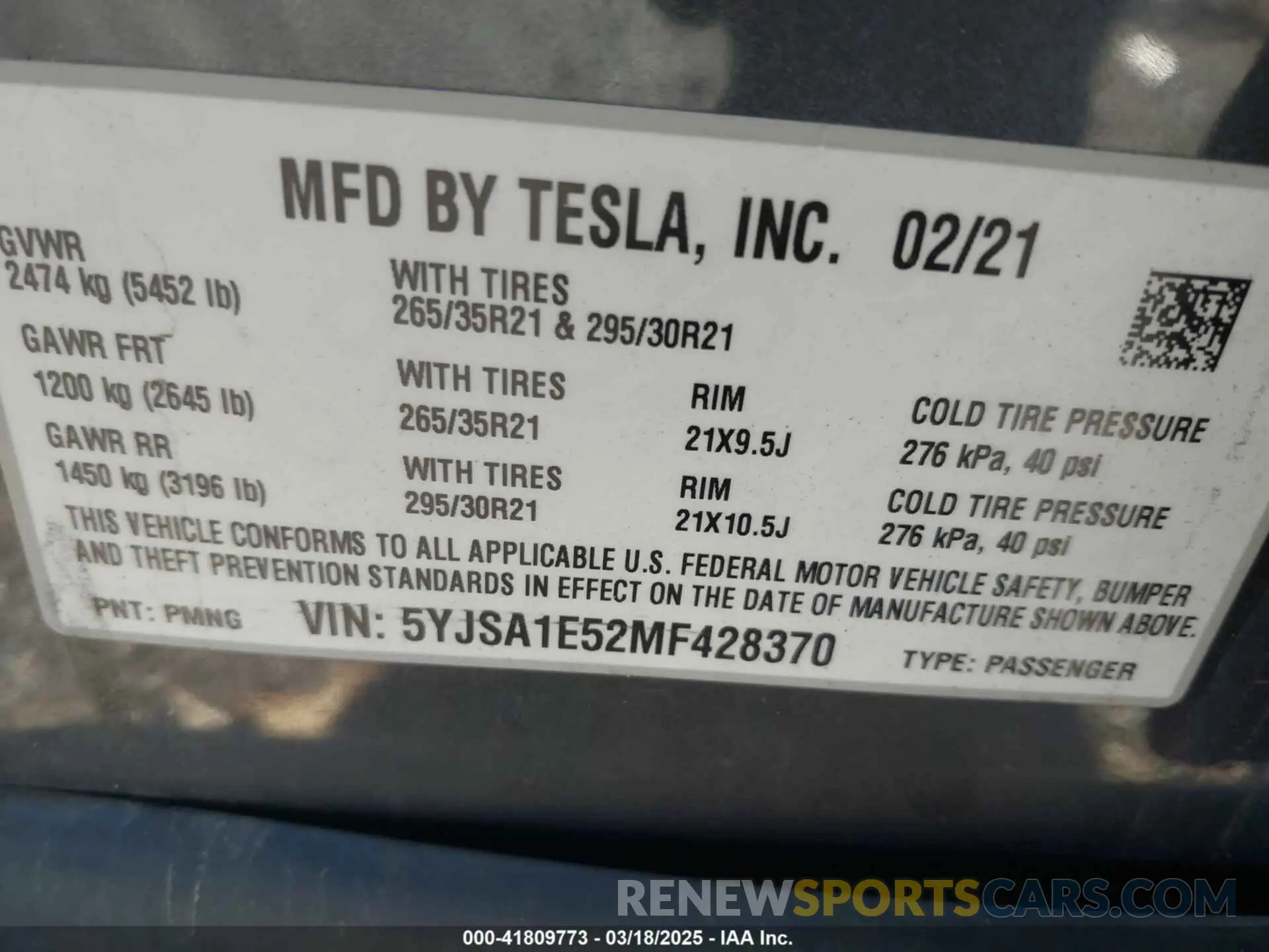 9 Photograph of a damaged car 5YJSA1E52MF428370 TESLA MODEL S 2021