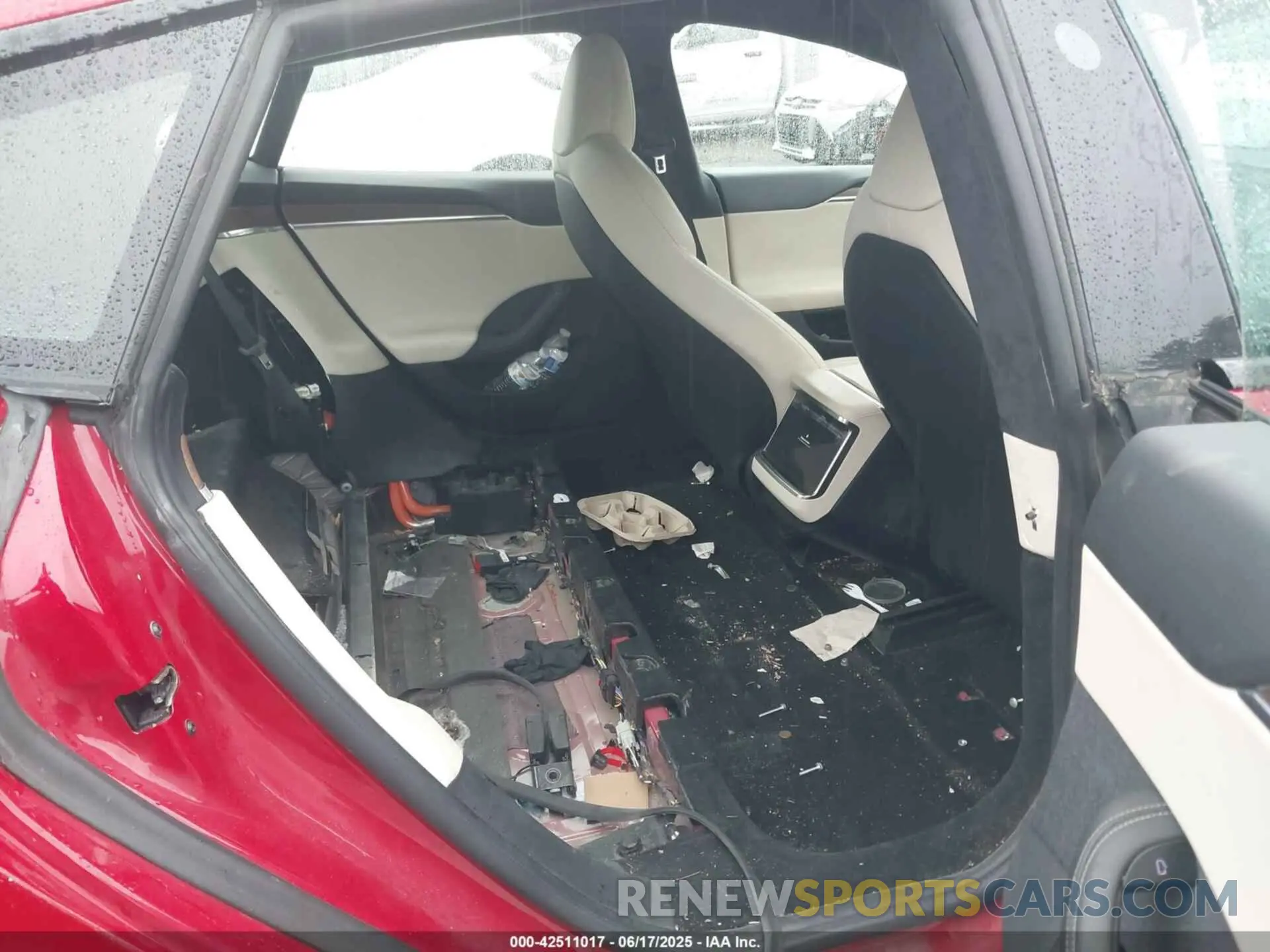 8 Фотография поврежденного автомобиля 5YJSA1E53MF428488 TESLA MODEL S 2021