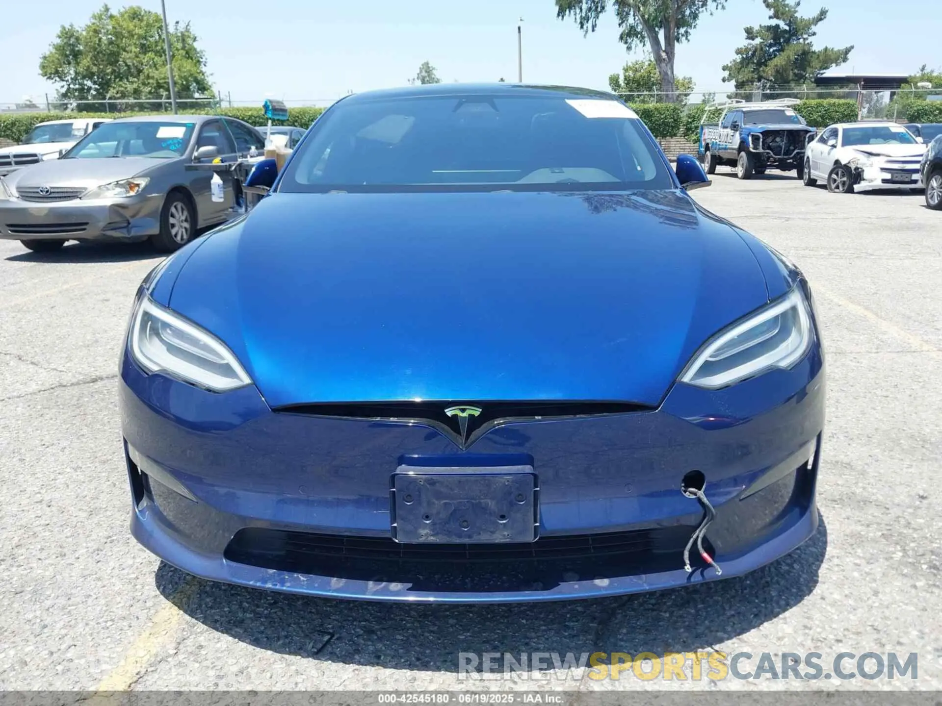 12 Фотография поврежденного автомобиля 5YJSA1E57MF428333 TESLA MODEL S 2021
