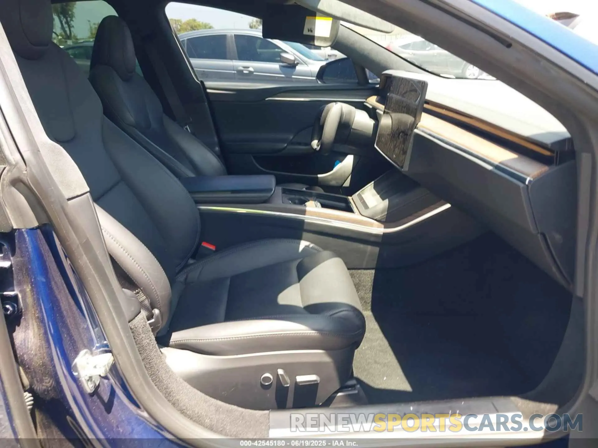 5 Фотография поврежденного автомобиля 5YJSA1E57MF428333 TESLA MODEL S 2021