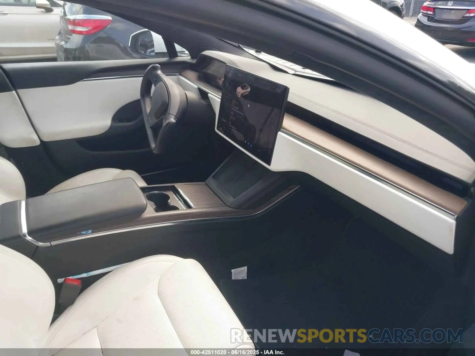 5 Фотография поврежденного автомобиля 5YJSA1E57MF428512 TESLA MODEL S 2021