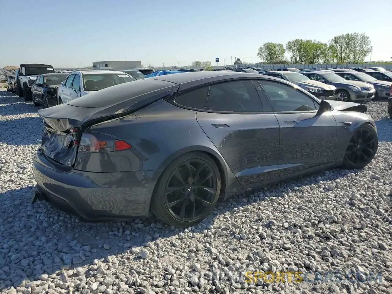 3 Photograph of a damaged car 5YJSA1E57MF438845 TESLA MODEL S 2021