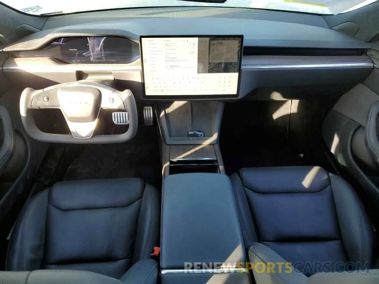 8 Photograph of a damaged car 5YJSA1E57MF438845 TESLA MODEL S 2021