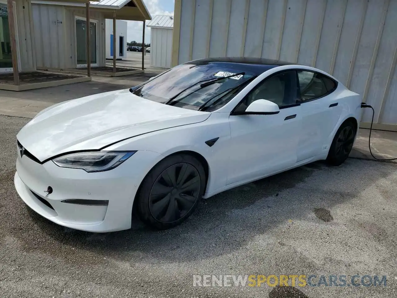 1 Фотография поврежденного автомобиля 5YJSA1E57MF453359 TESLA MODEL S 2021