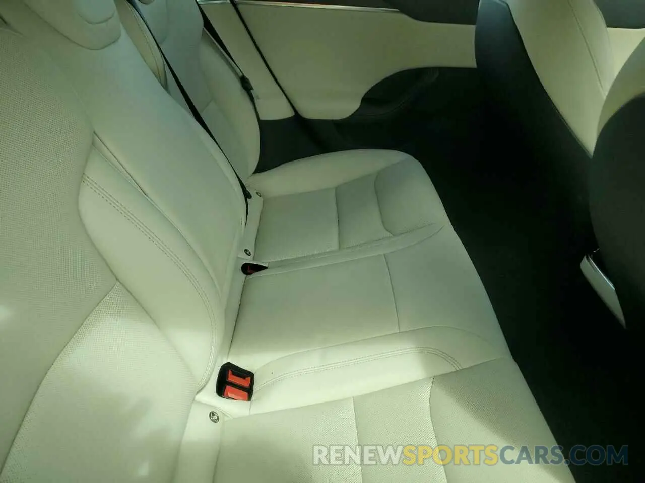 10 Фотография поврежденного автомобиля 5YJSA1E57MF453359 TESLA MODEL S 2021
