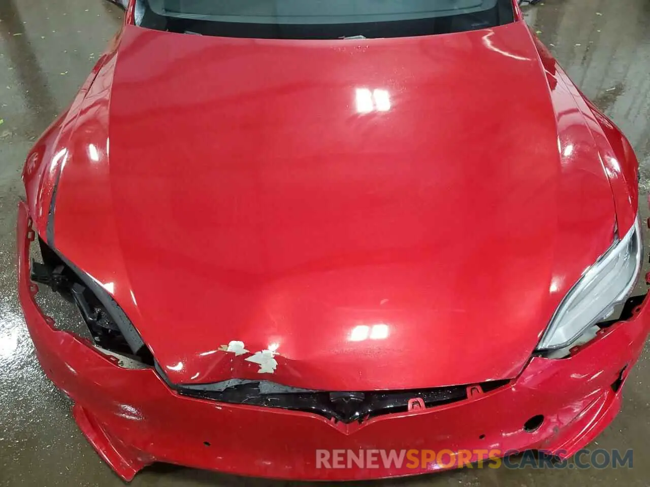 12 Photograph of a damaged car 5YJSA1E59MF455260 TESLA MODEL S 2021