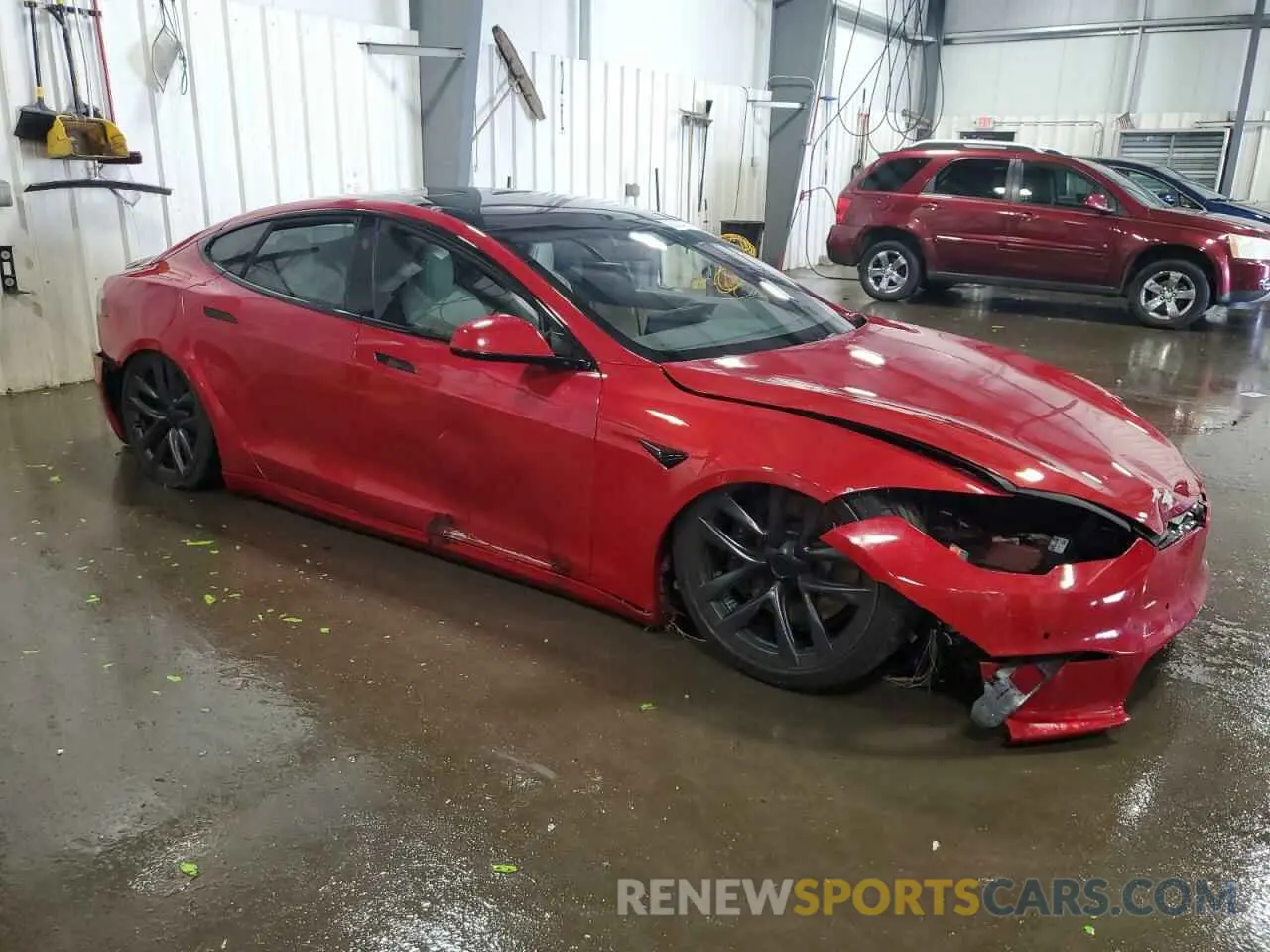 4 Photograph of a damaged car 5YJSA1E59MF455260 TESLA MODEL S 2021