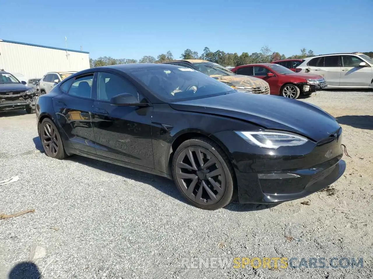 4 Photograph of a damaged car 5YJSA1E5XMF433431 TESLA MODEL S 2021