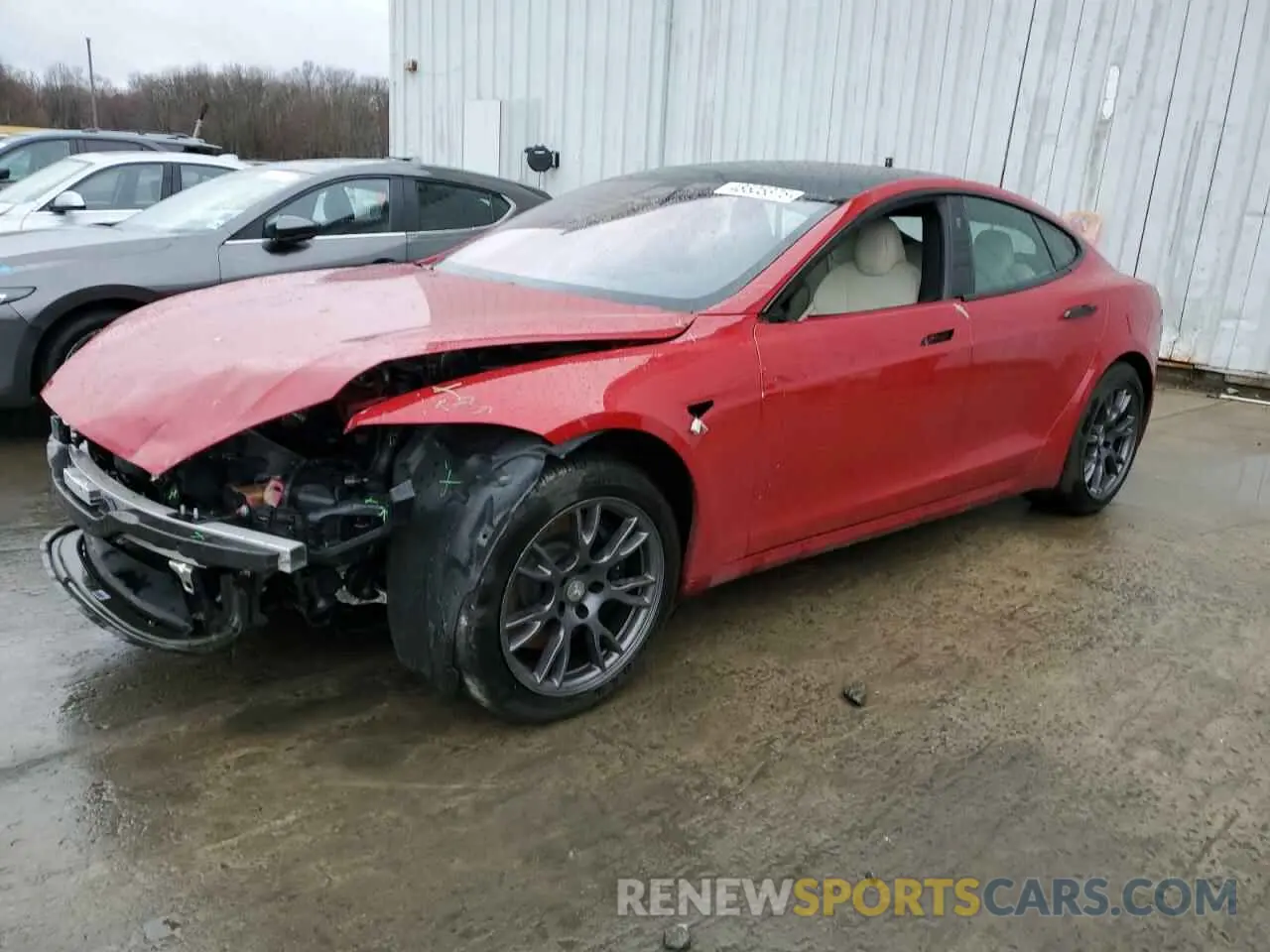 1 Photograph of a damaged car 5YJSA1E61MF436369 TESLA MODEL S 2021