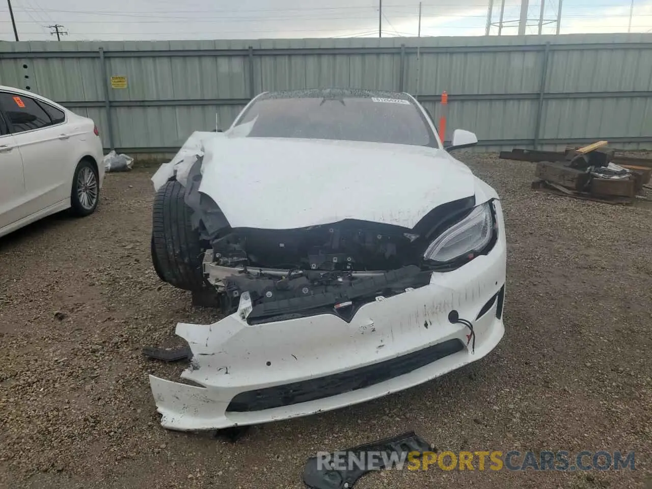 5 Фотография поврежденного автомобиля 5YJSA1E64MF443395 TESLA MODEL S 2021