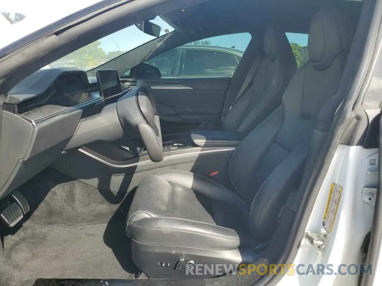 7 Photograph of a damaged car 5YJSA1E64MF451996 TESLA MODEL S 2021
