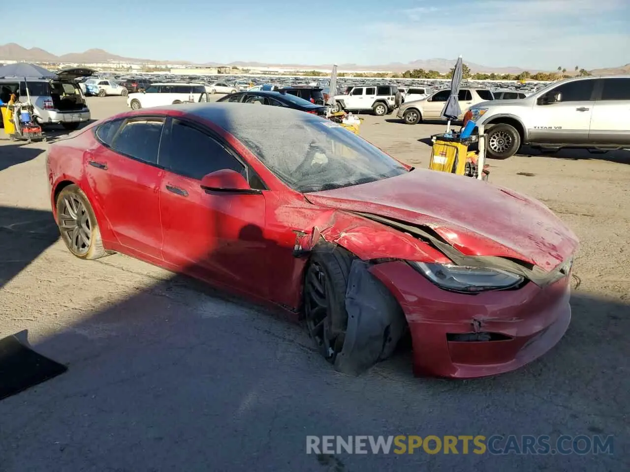 4 Photograph of a damaged car 5YJSA1E65MF435922 TESLA MODEL S 2021