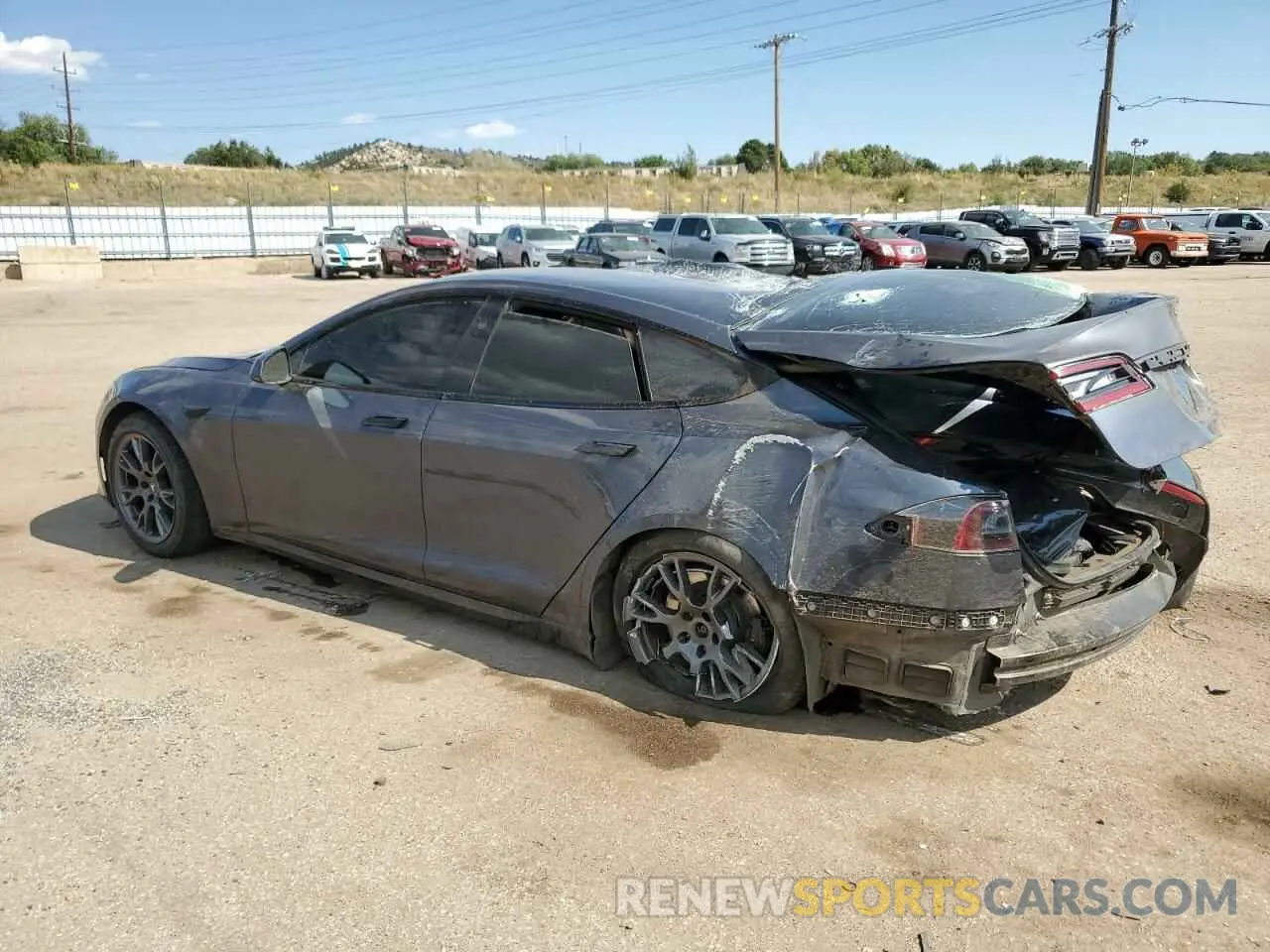 2 Photograph of a damaged car 5YJSA1E65MF447181 TESLA MODEL S 2021