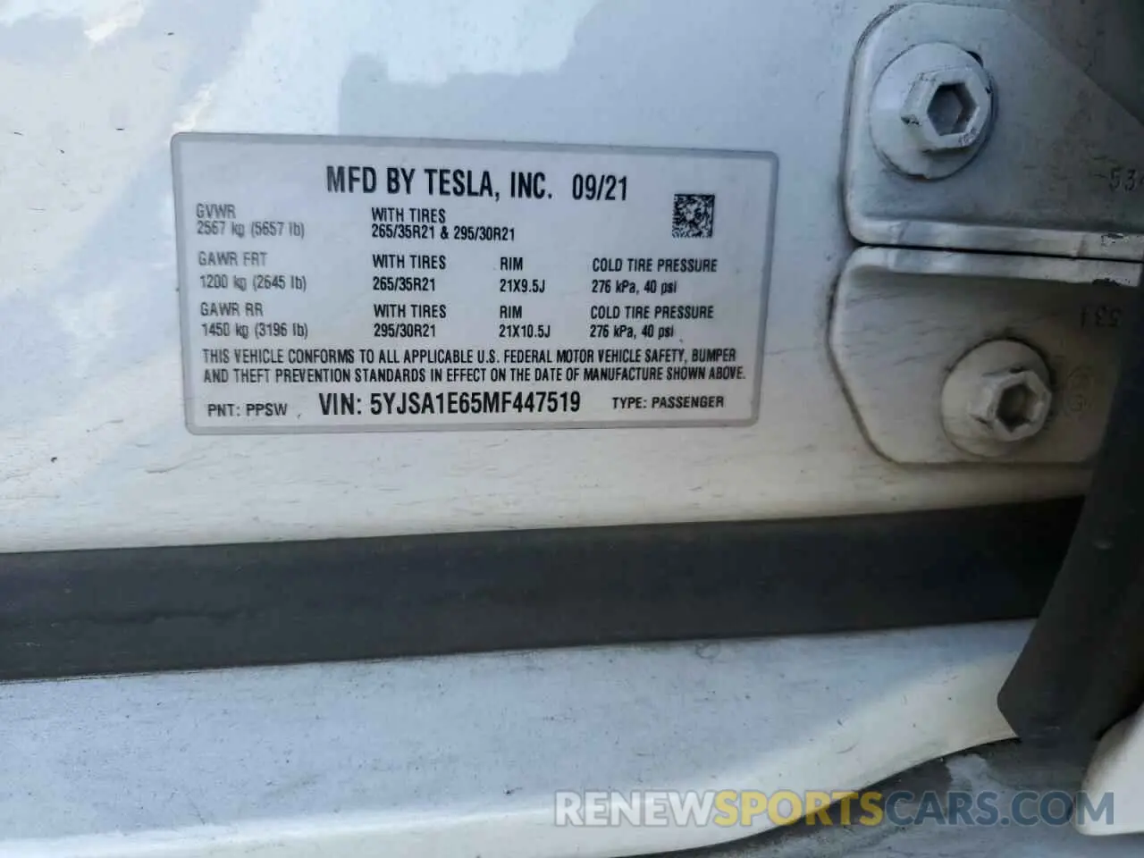 13 Photograph of a damaged car 5YJSA1E65MF447519 TESLA MODEL S 2021