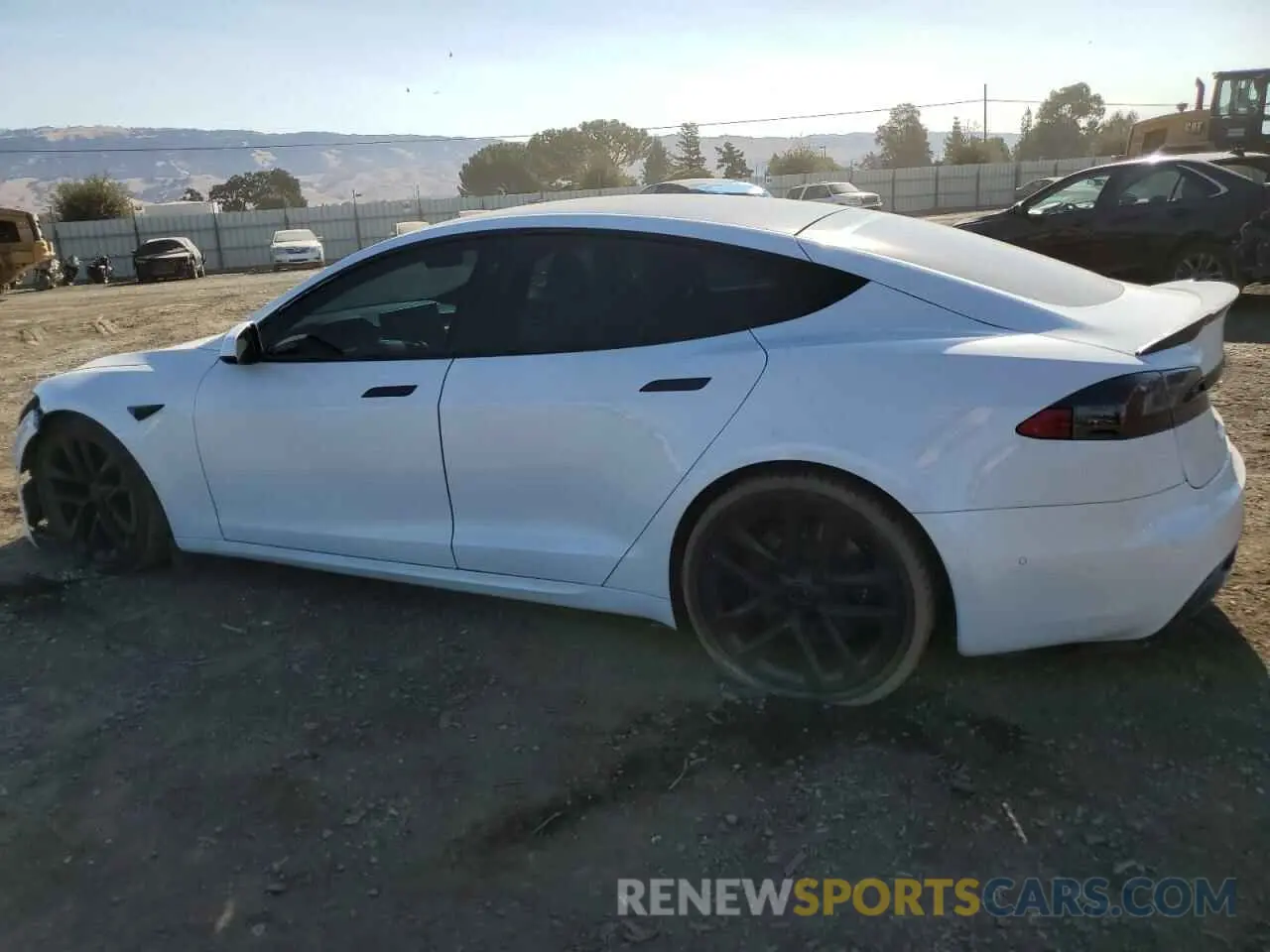 2 Photograph of a damaged car 5YJSA1E65MF447519 TESLA MODEL S 2021