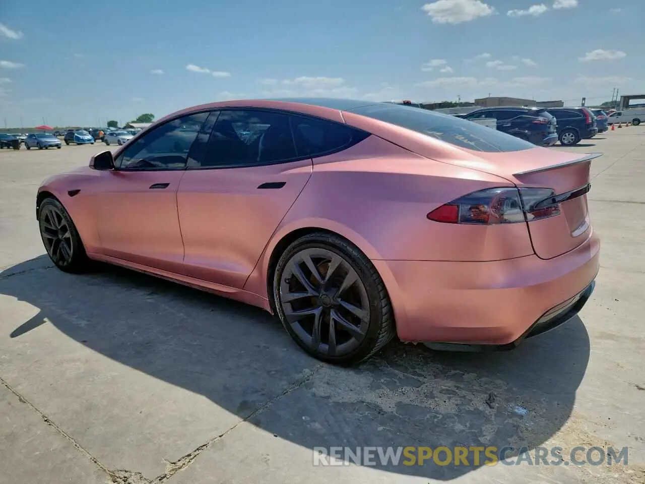 2 Photograph of a damaged car 5YJSA1E66MF438201 TESLA MODEL S 2021