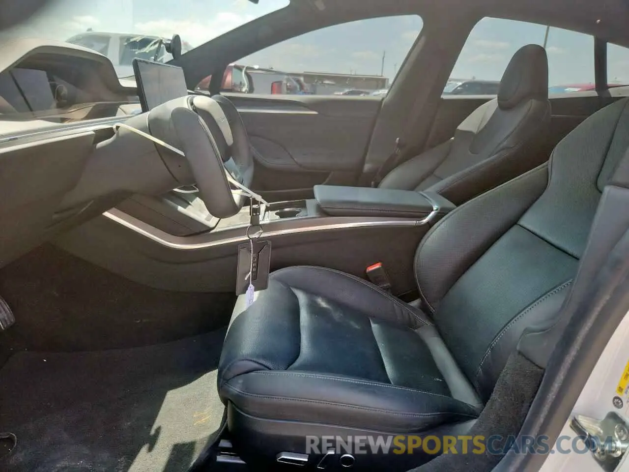 7 Photograph of a damaged car 5YJSA1E66MF438201 TESLA MODEL S 2021