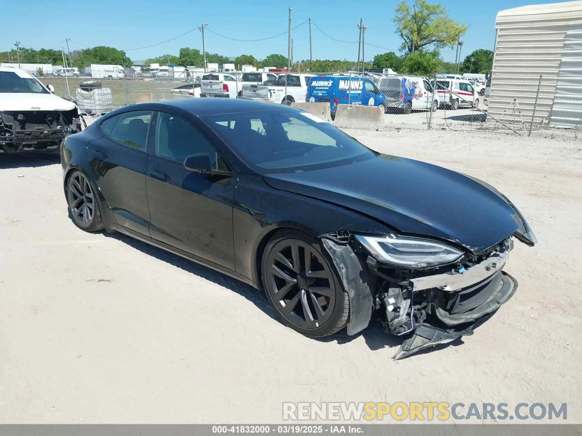 1 Photograph of a damaged car 5YJSA1E66MF452258 TESLA MODEL S 2021