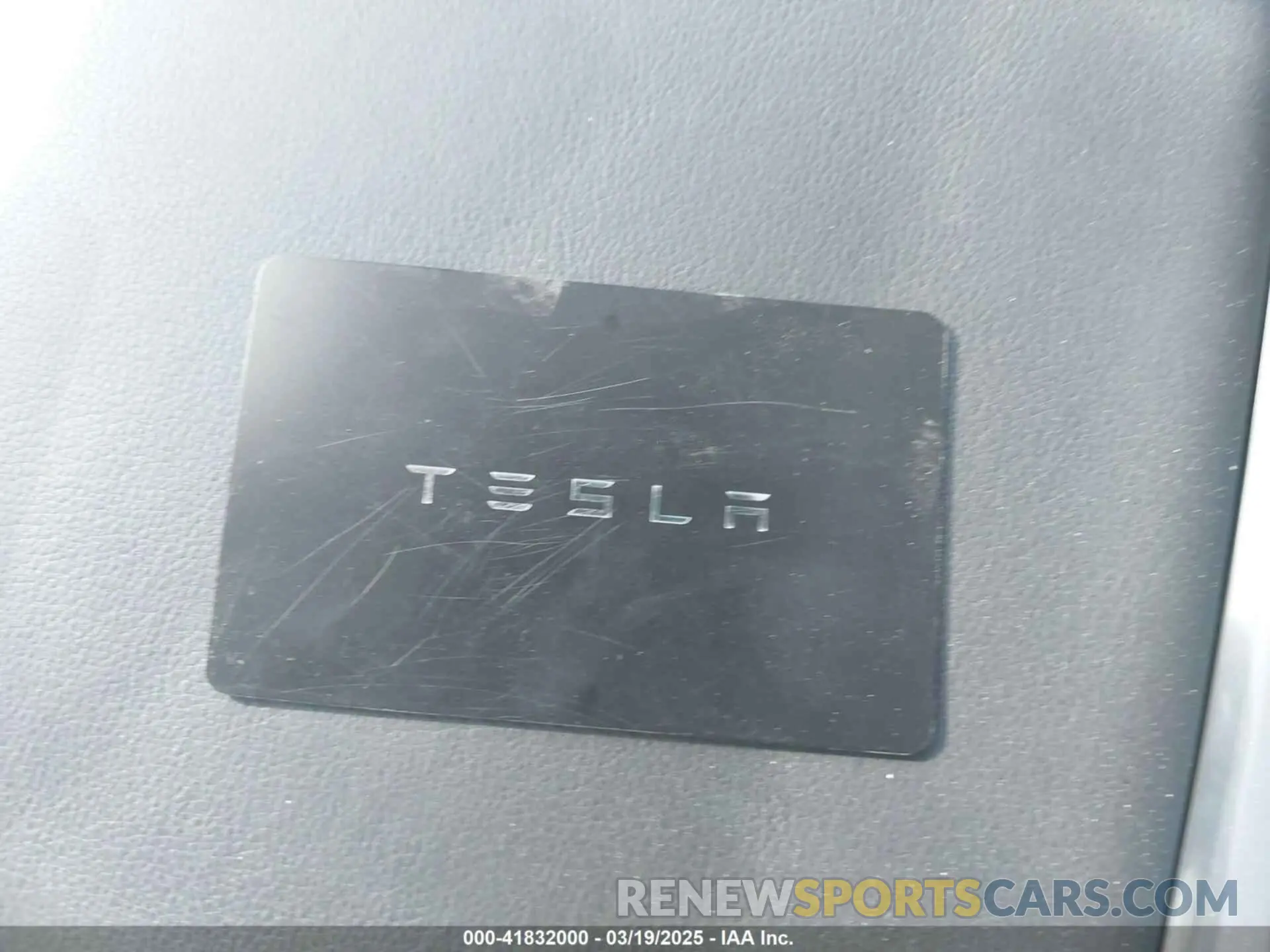 11 Photograph of a damaged car 5YJSA1E66MF452258 TESLA MODEL S 2021