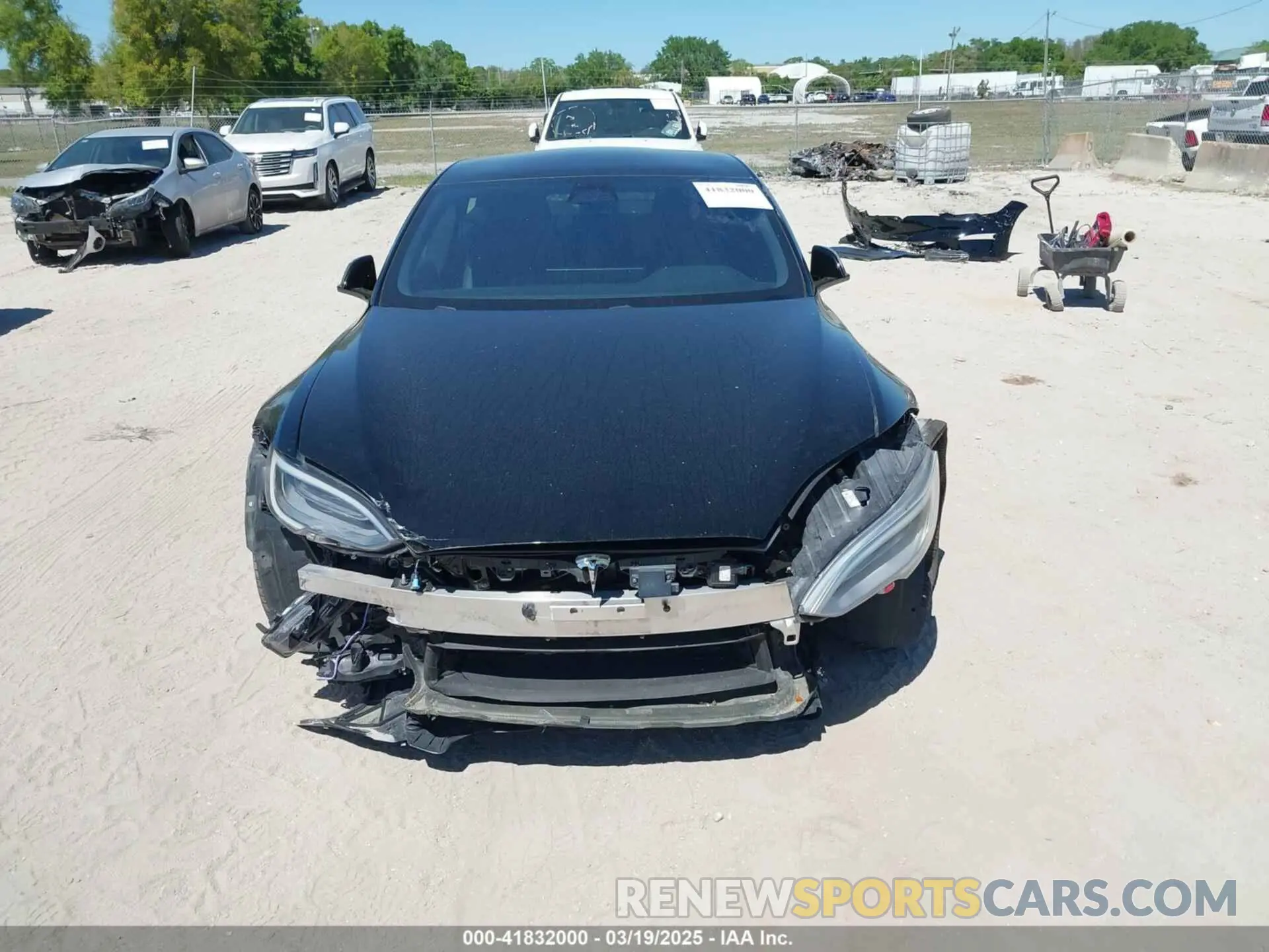 13 Photograph of a damaged car 5YJSA1E66MF452258 TESLA MODEL S 2021