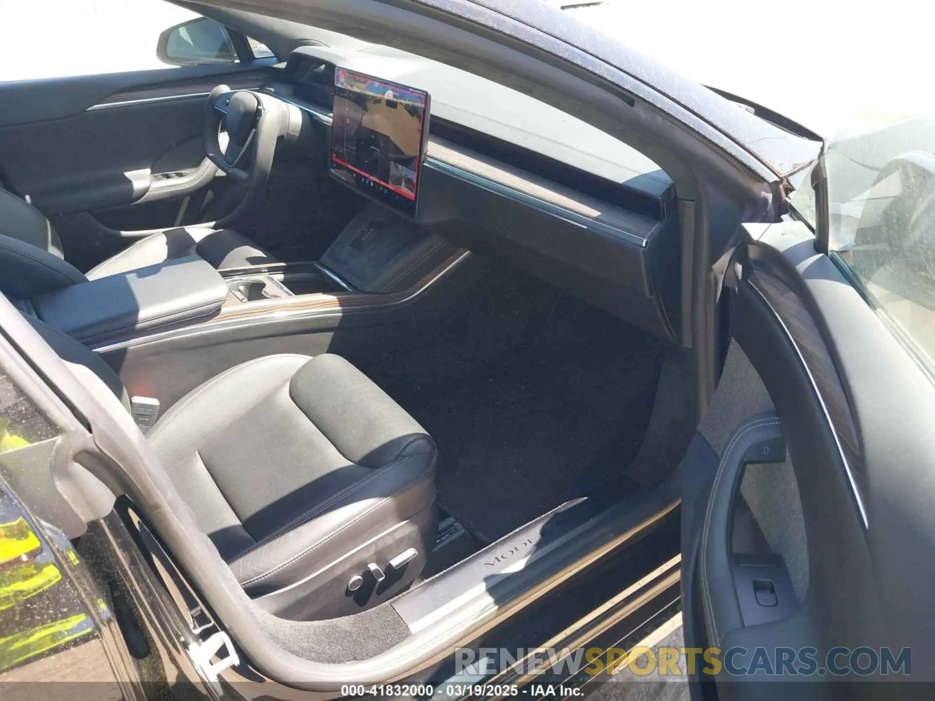 5 Photograph of a damaged car 5YJSA1E66MF452258 TESLA MODEL S 2021