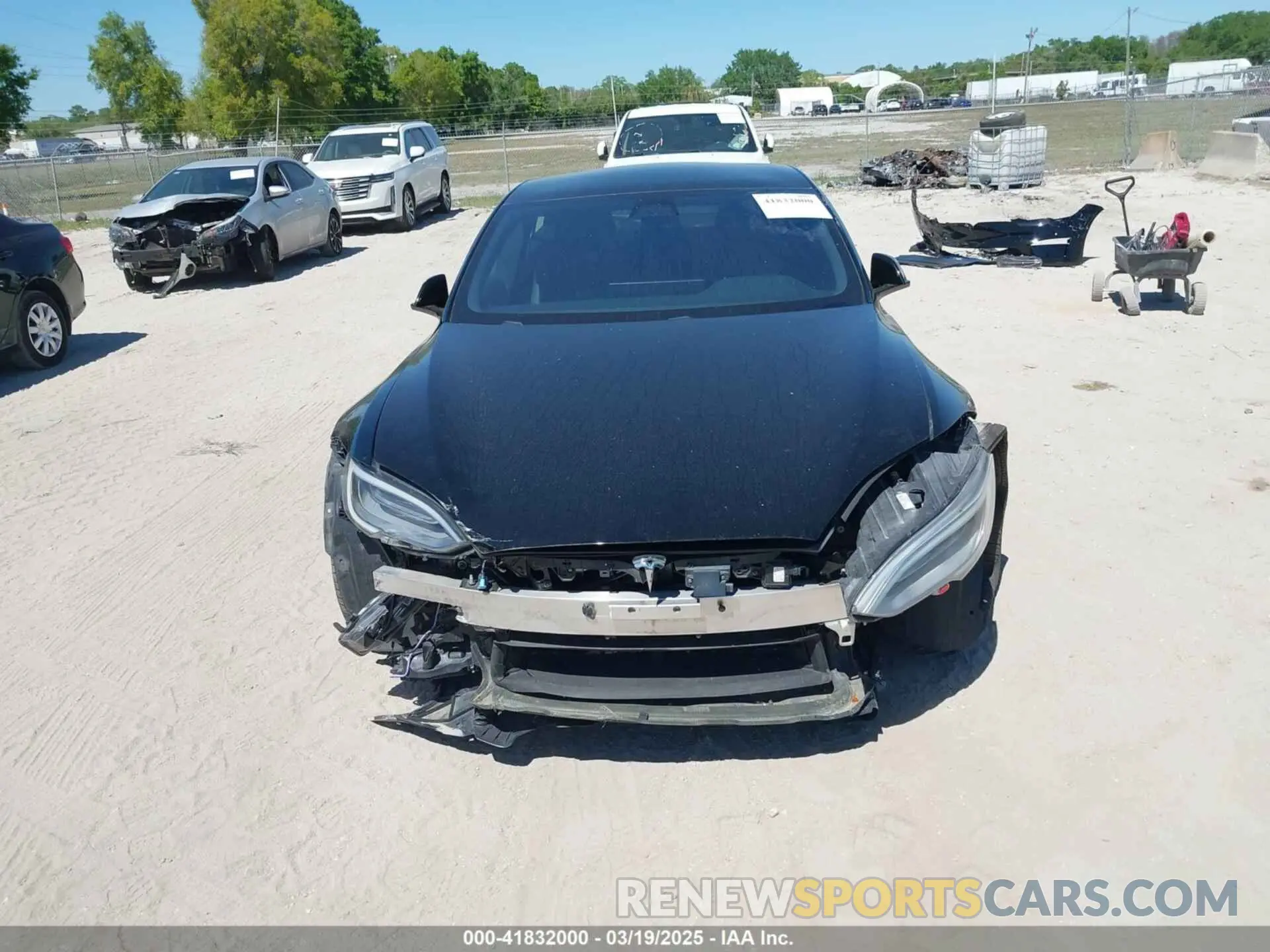 6 Photograph of a damaged car 5YJSA1E66MF452258 TESLA MODEL S 2021