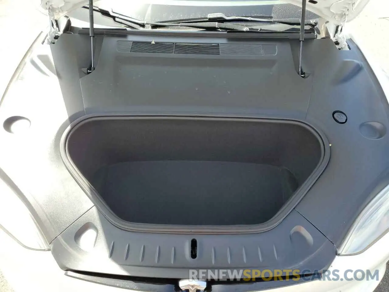 13 Photograph of a damaged car 5YJSA1E66MF453717 TESLA MODEL S 2021