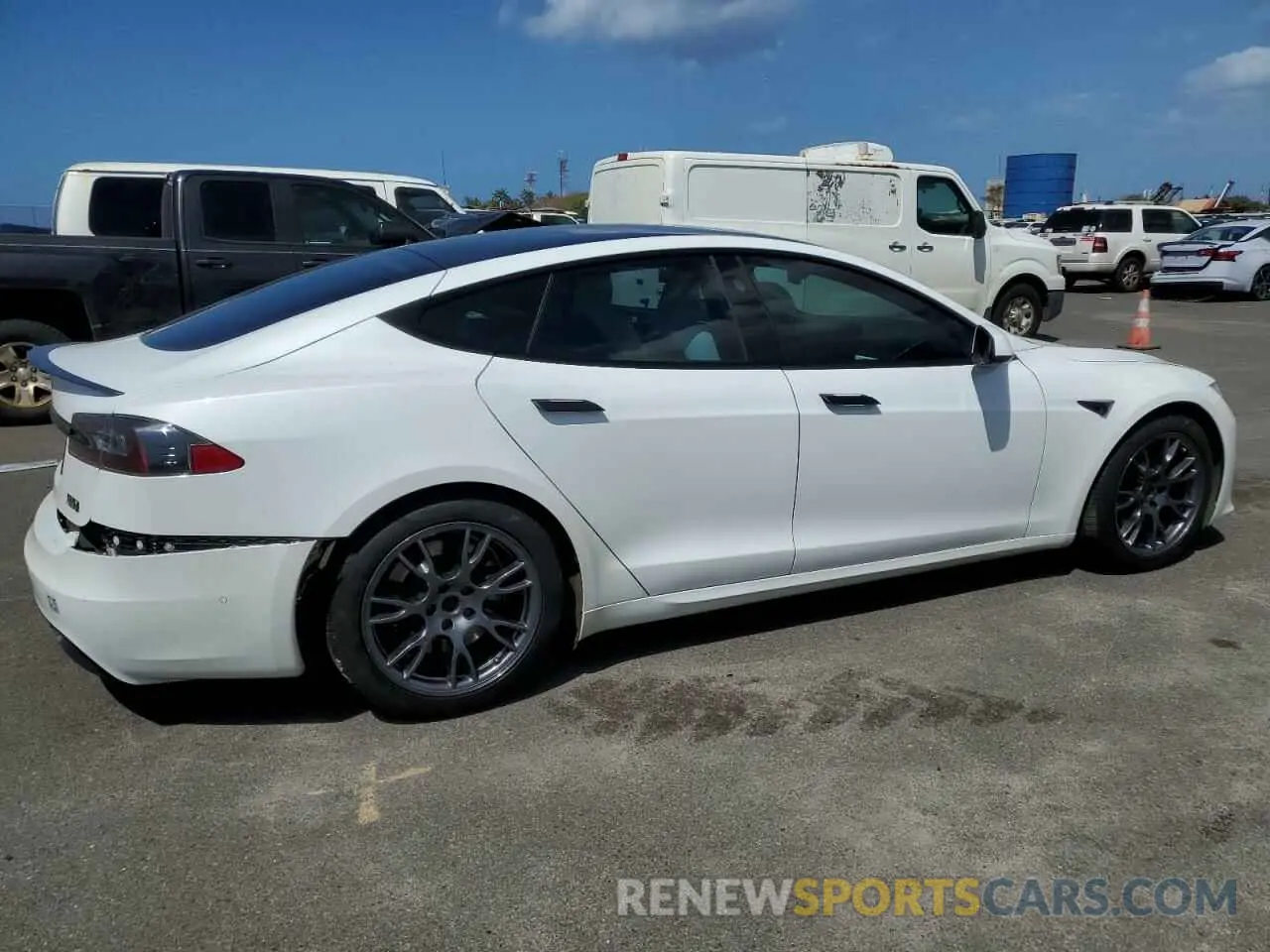 3 Photograph of a damaged car 5YJSA1E66MF453717 TESLA MODEL S 2021