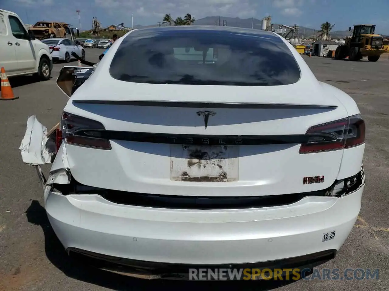 6 Photograph of a damaged car 5YJSA1E66MF453717 TESLA MODEL S 2021