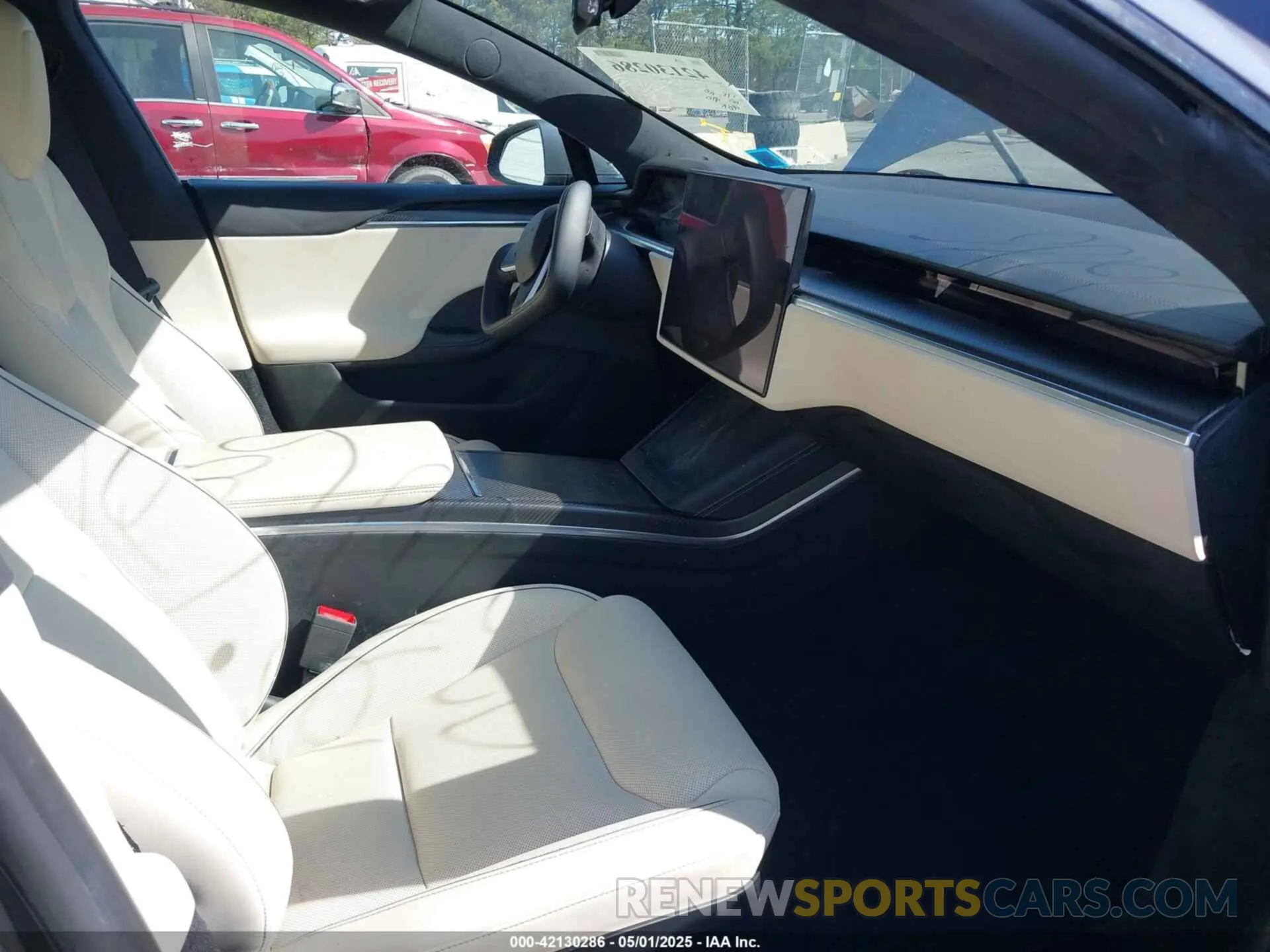5 Photograph of a damaged car 5YJSA1E66MF456357 TESLA MODEL S 2021