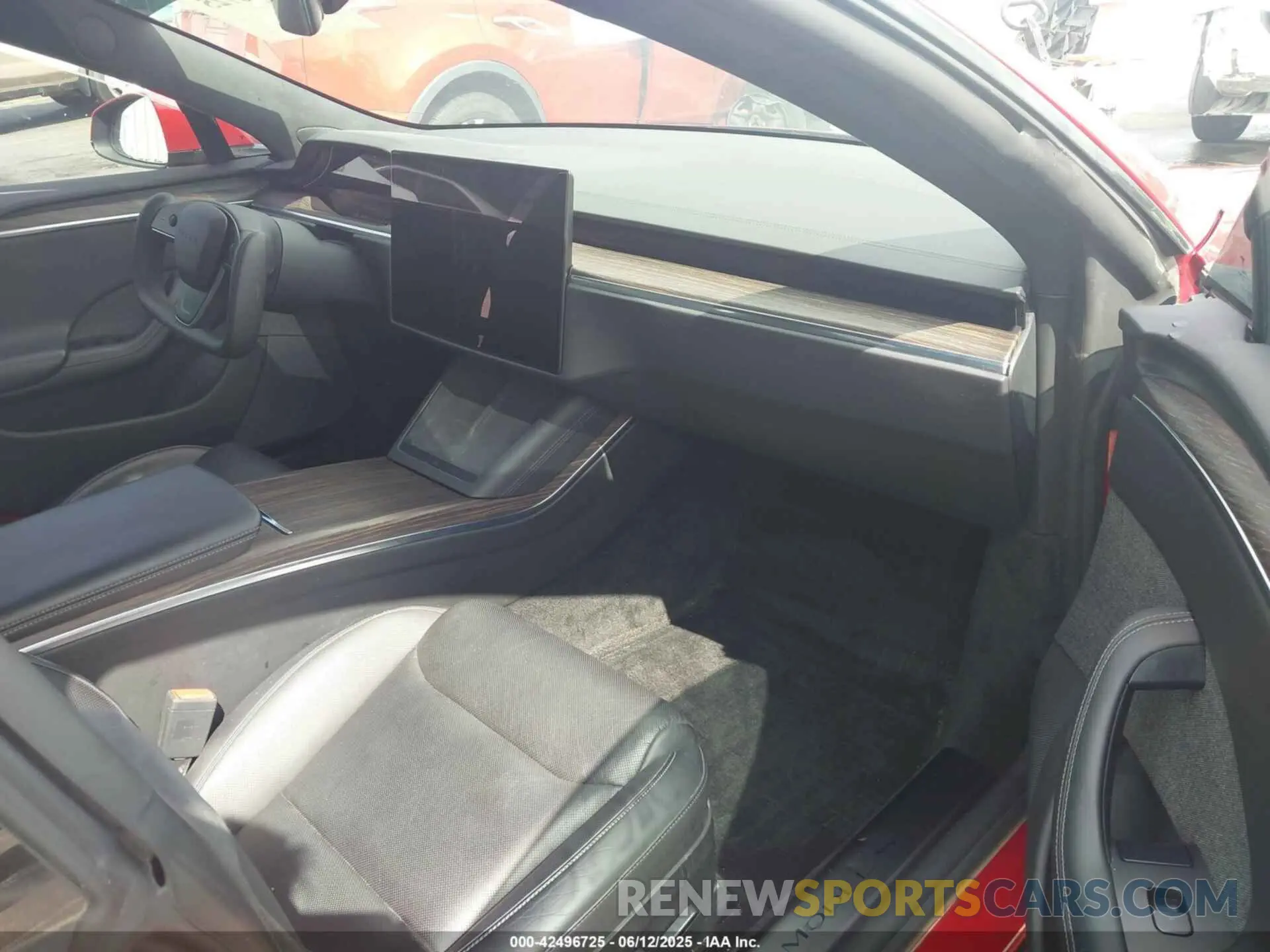 5 Photograph of a damaged car 5YJSA1E69MF439987 TESLA MODEL S 2021