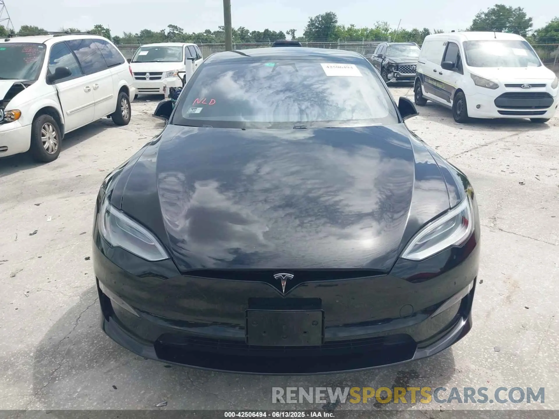 6 Photograph of a damaged car 5YJSA1E69MF454571 TESLA MODEL S 2021
