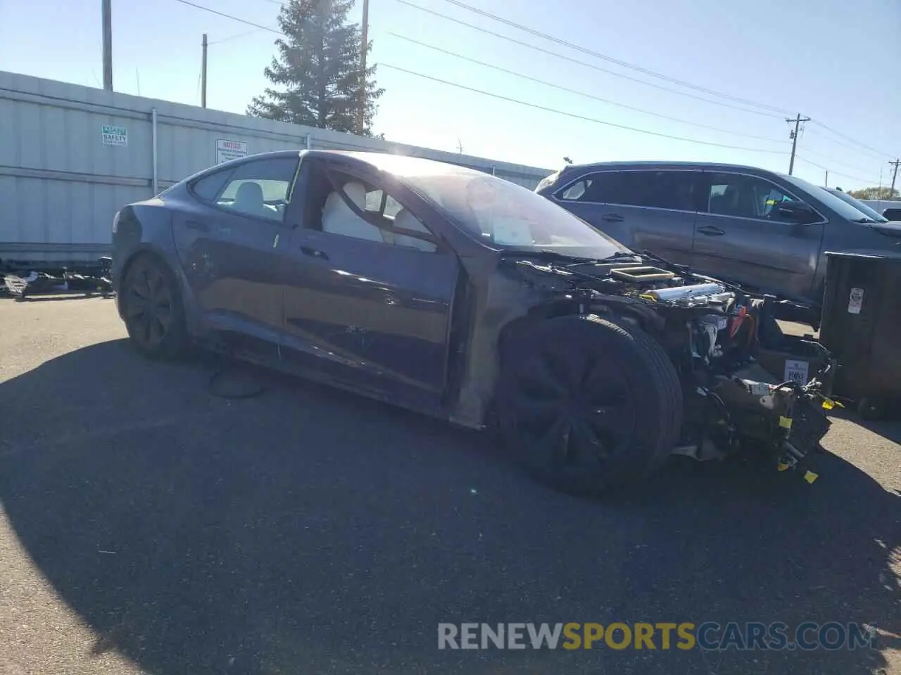 4 Фотография поврежденного автомобиля 5YJSA1E6XMF442901 TESLA MODEL S 2021