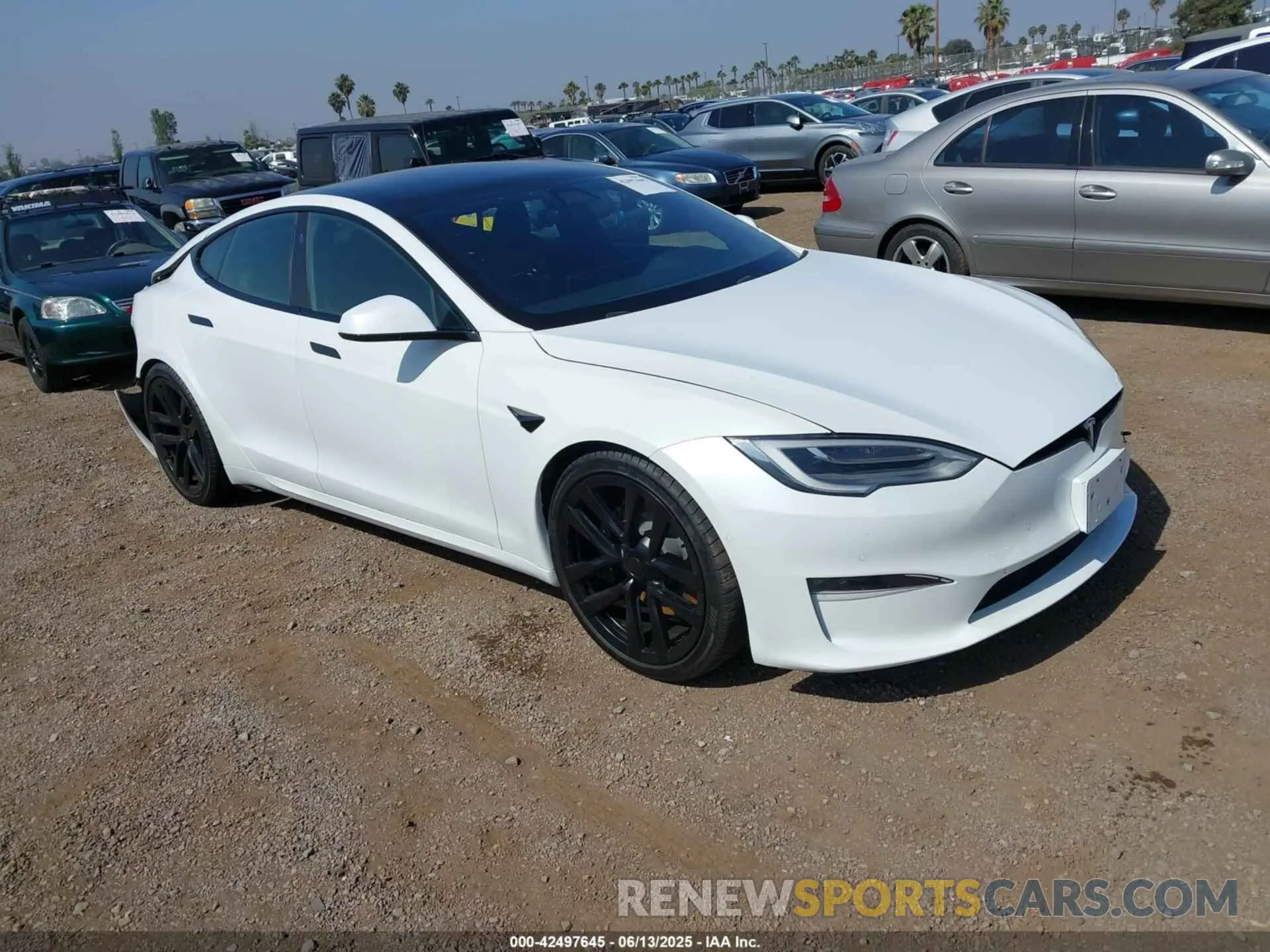 1 Фотография поврежденного автомобиля 5YJSA1E50NF459084 TESLA MODEL S 2022