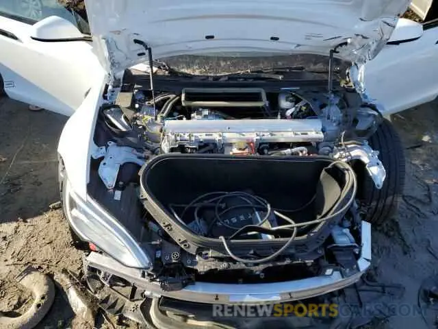 11 Photograph of a damaged car 5YJSA1E50NF471509 TESLA MODEL S 2022