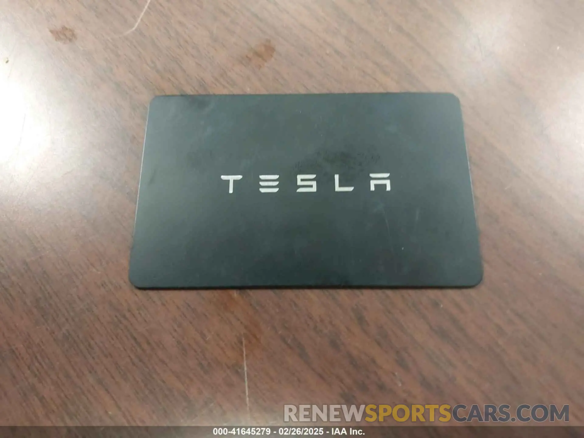11 Photograph of a damaged car 5YJSA1E50NF480453 TESLA MODEL S 2022