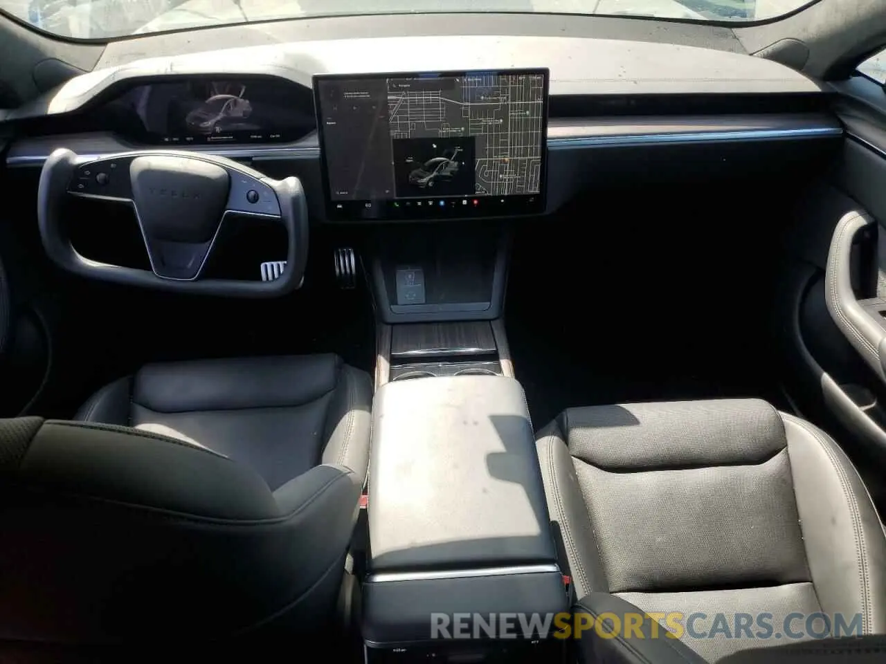 8 Photograph of a damaged car 5YJSA1E50NF490092 TESLA MODEL S 2022