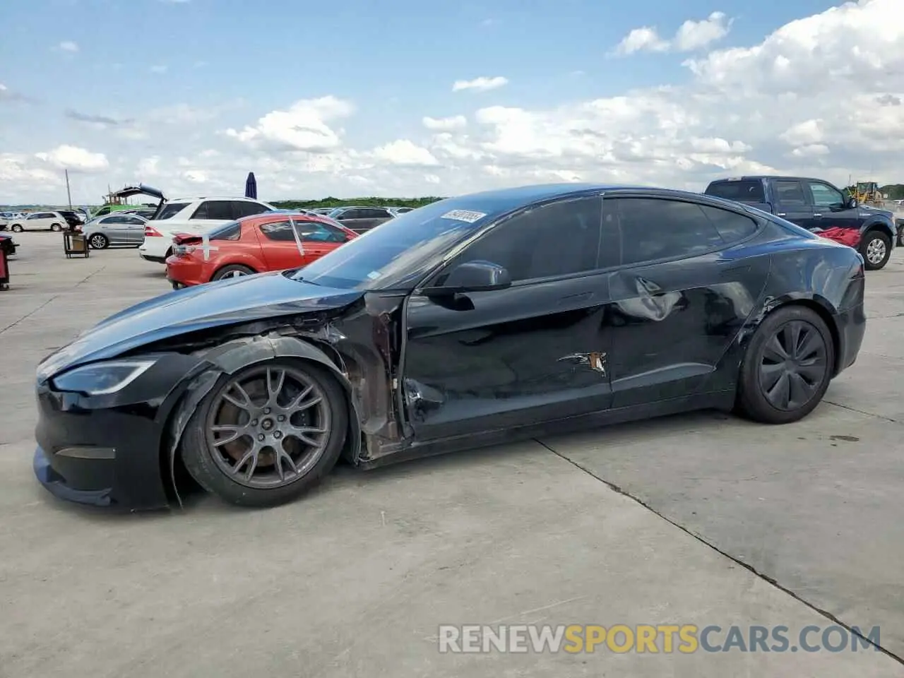 1 Photograph of a damaged car 5YJSA1E50NF492117 TESLA MODEL S 2022