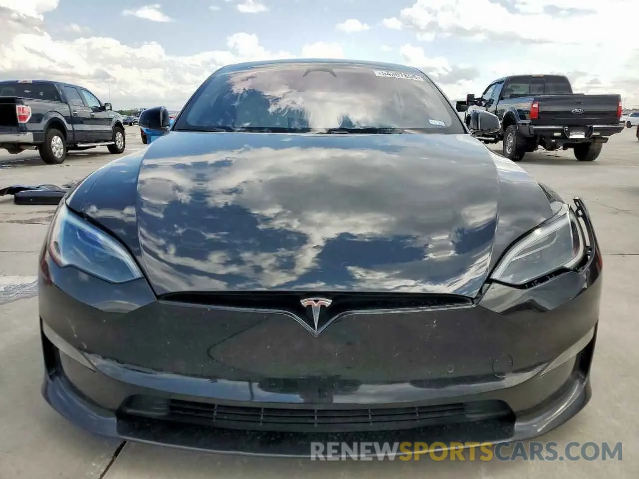 5 Photograph of a damaged car 5YJSA1E50NF492117 TESLA MODEL S 2022