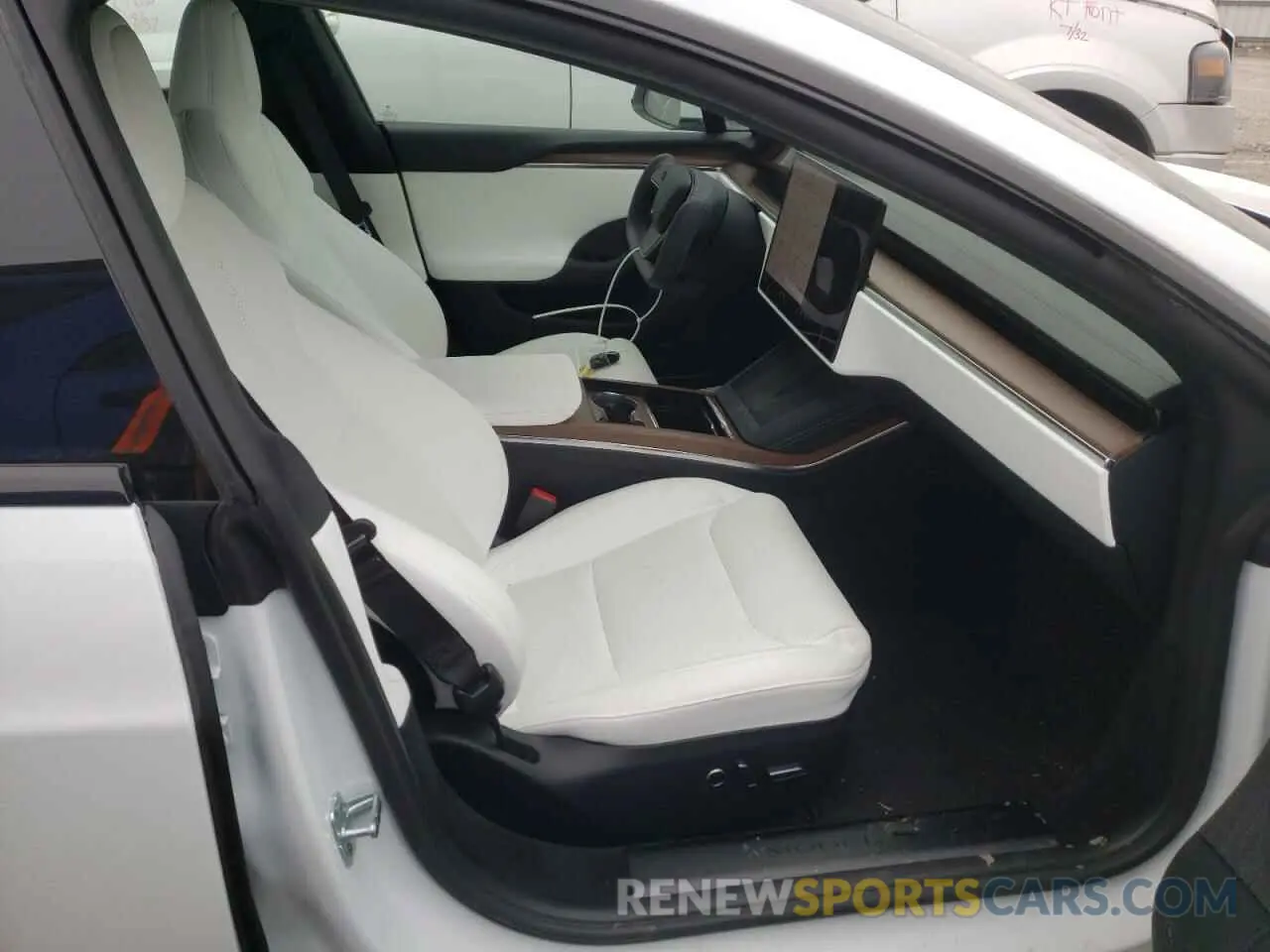 5 Фотография поврежденного автомобиля 5YJSA1E52NF467851 TESLA MODEL S 2022