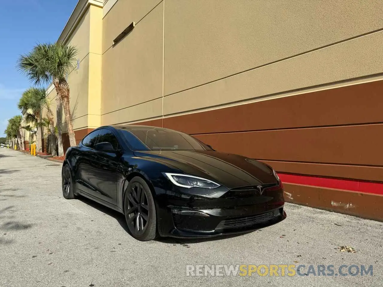 1 Фотография поврежденного автомобиля 5YJSA1E52NF478767 TESLA MODEL S 2022