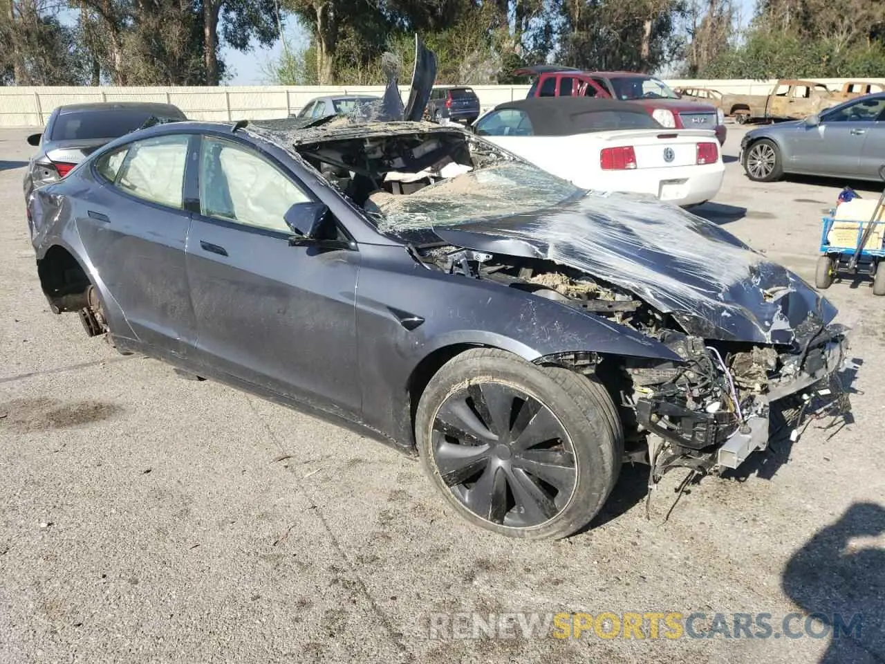 4 Фотография поврежденного автомобиля 5YJSA1E52NF480051 TESLA MODEL S 2022